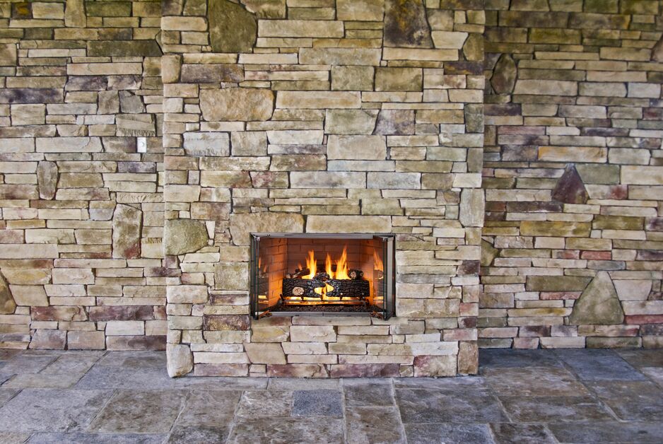 Majestic Villawood 36" Traditional Outdoor Wood Burning Fireplace With Herringbone Refractory