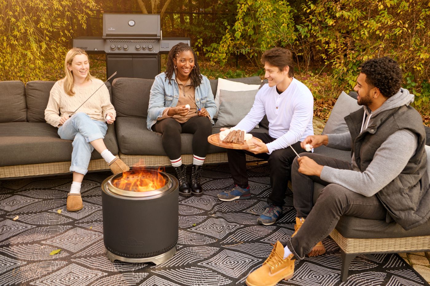 Napoleon Timberwolf Smokeless 18" Medium Phantom Matte Black Wood Fire Pit