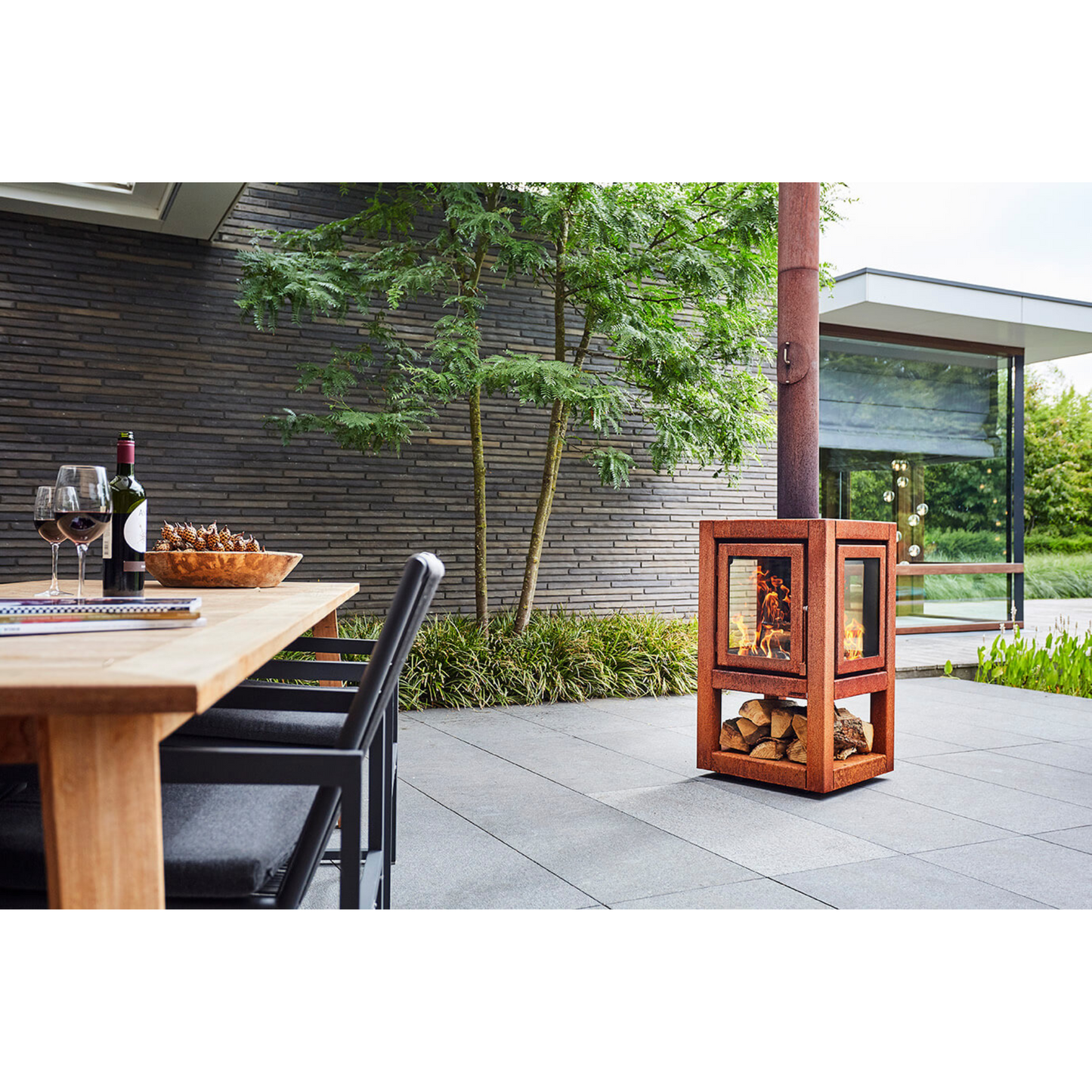 RB73 Quaruba XL MOBILE 4-Sided Glass Matte Stainless Steel Wood-Burning Outdoor Fireplace